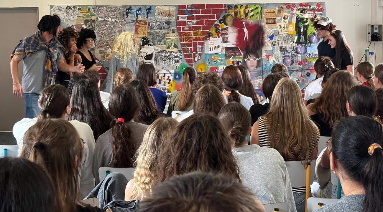 Représentation de « Graine de Supporters » au lycée Émile de Rodat, à Pezens