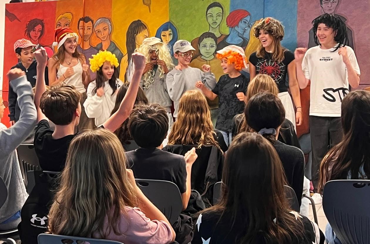 Seconde représentation de « Nous Sommes Tous… » au collège Vauban, à Briançon