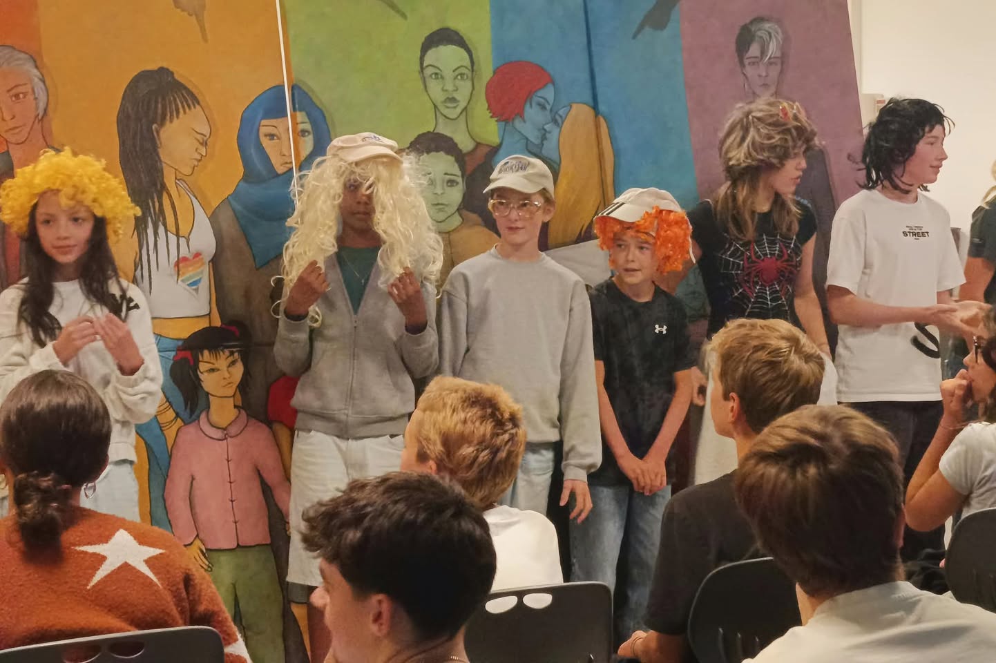 Seconde représentation de « Nous Sommes Tous… » au collège Vauban, à Briançon